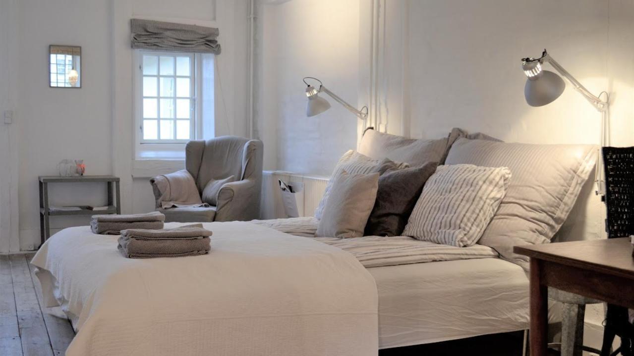 Store Ejlstrup Bed & Breakfast Odense Exterior photo